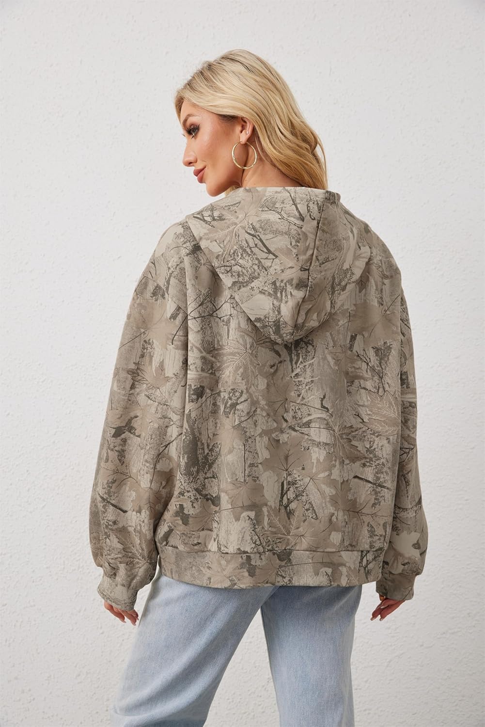 Camo Zip Up Hoodie Maple Leaf Print Oversized Hooded Sweatshirt Earth Tone Beige Fleece Long Sleeve Jacket for Women Men Camo Zip Up Hoodie Maple Leaf Print Oversized Hooded Sweatshirt Earth Tone Beige Fleece Long Sleeve Jacket for Women Men