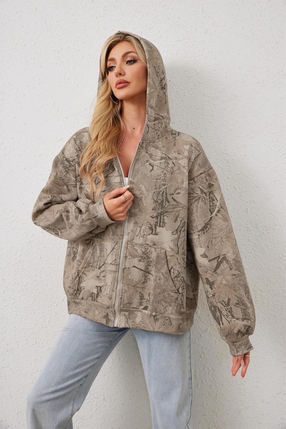 Camo Zip Up Hoodie Maple Leaf Print Oversized Hooded Sweatshirt Earth Tone Beige Fleece Long Sleeve Jacket for Women Men Camo Zip Up Hoodie Maple Leaf Print Oversized Hooded Sweatshirt Earth Tone Beige Fleece Long Sleeve Jacket for Women Men